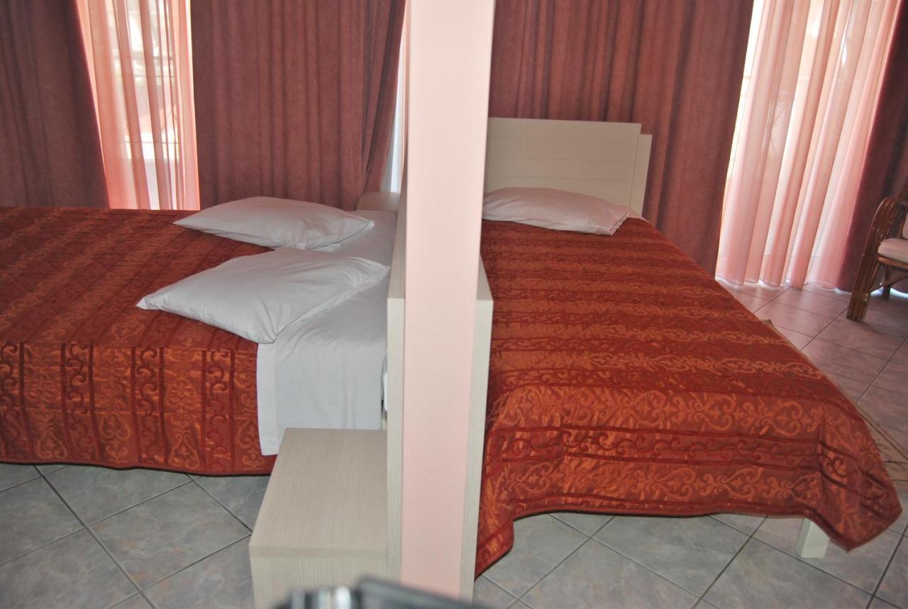 Chrisi Akti Hotel Nafpaktos Exterior photo